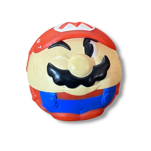 2006 Mcdonalds Happy Meal Toys Nintendo Mario Throw & Catch Red Rubber Ball - Picture 1 of 3